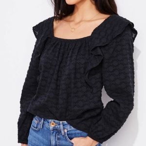 Vineyard Vines black ruffle blouse size large